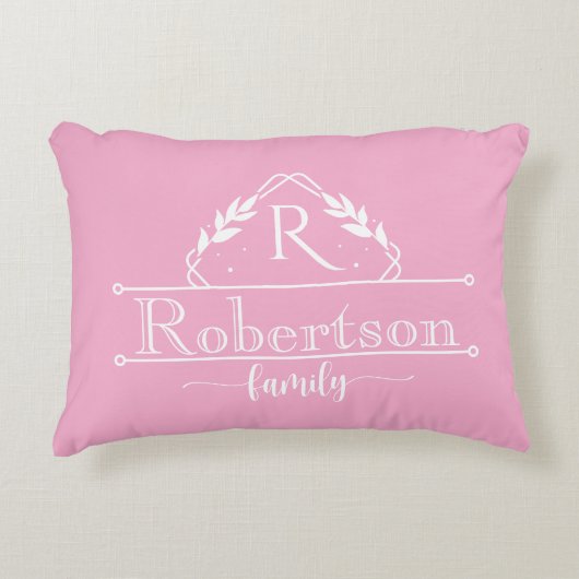 Split Monogram Family Name Baby Pink Frame アクセントクッション (正面)