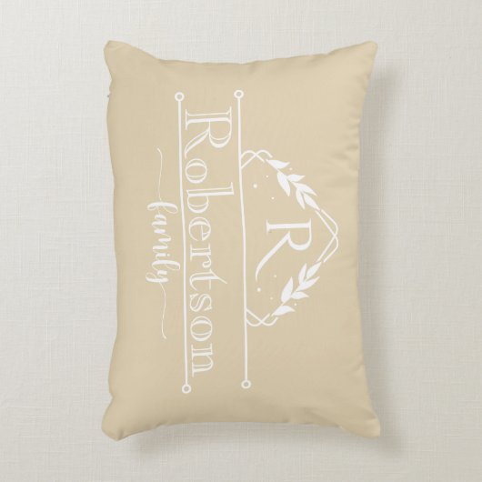 Split Monogram Family Name Champaigne Gold Frame アクセントクッション (正面(垂直))