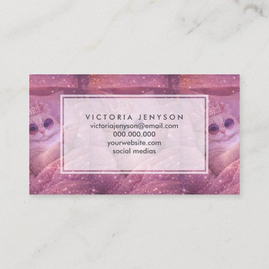 Spoiled Princess Cat Texting in Bed                名刺 (裏面)