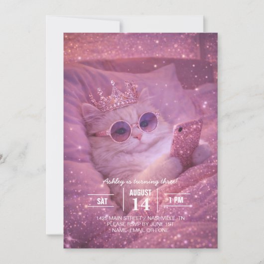 Spoiled Princess Cat Texting in Bed                招待状 (正面)