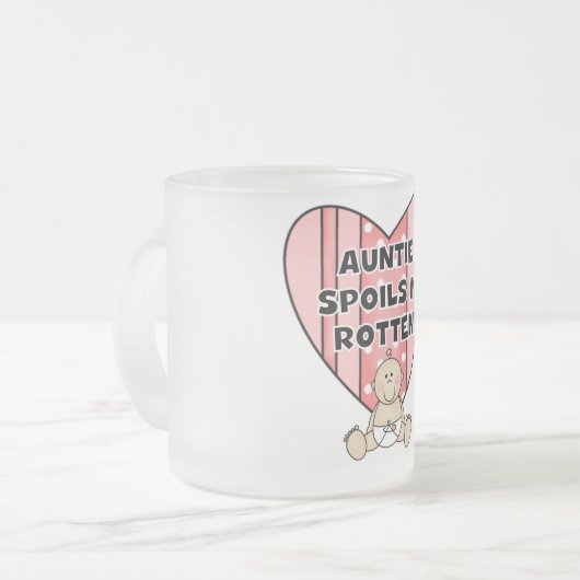 Spoils Me Tshirtsおよびギフトピンクの伯母さん フロストグラスマグカップ (正面左)