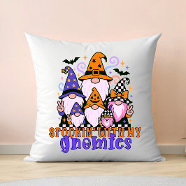 Spookin’ With My Gnomies: Retro Halloween Friends クッション