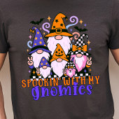 Spookin’ With My Gnomies: Retro Halloween Friends トライブレンドＴシャツ