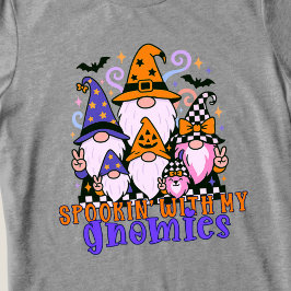 Spookin’ With My Gnomies: Retro Halloween Friends トライブレンドTシャツ