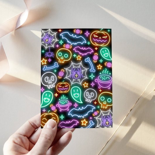 Spooktacular Neon Halloween Invitation 招待状