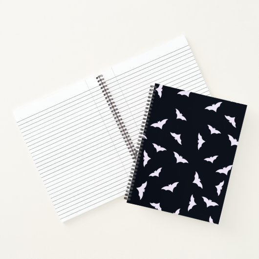 Spooky Bats Black Halloween Notebook ノートブック (内部)