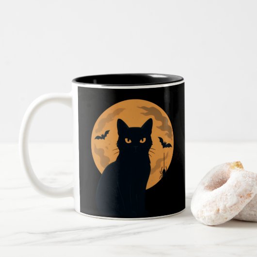 Spooky Black Cat Silhouette Halloween Gothic Cat  ツートーンマグカップ (ドーナツ)