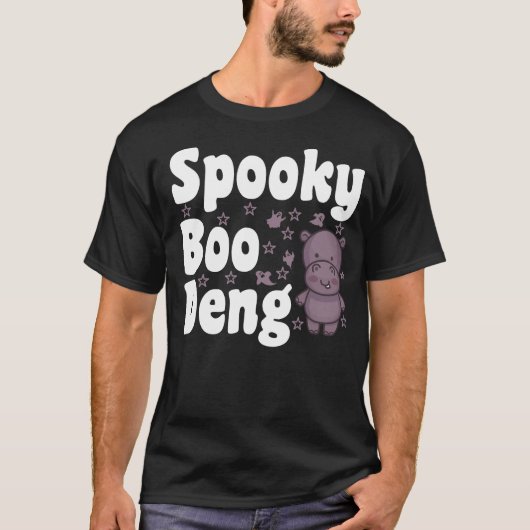Spooky Boo Deng Funny Boo Deng Tシャツ (正面)