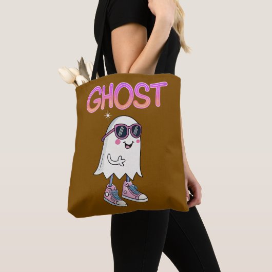 Spooky But Cool Ghost Tee トートバッグ (クローズアップ)