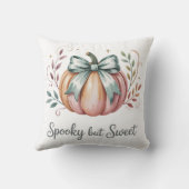 Spooky but Sweet Pastel Pumpkin クッション (裏面)