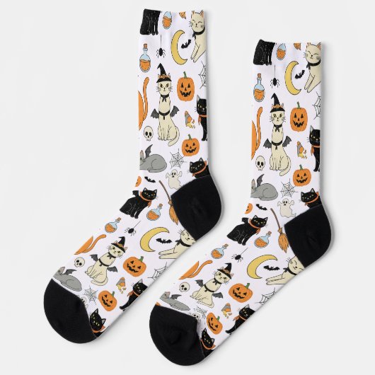 Spooky Cats Halloween Pattern ソックス (左)
