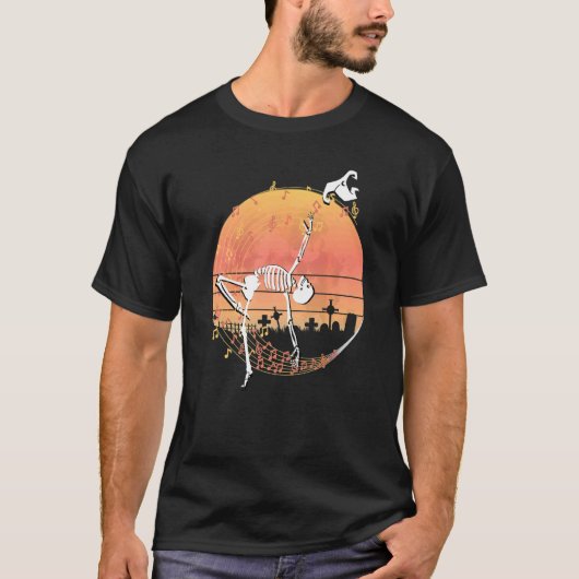 Spooky Dancing Witch Skeleton in a Graveyard Tシャツ (正面)