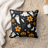 Spooky Ghost and Pumpkin Halloween Pillow クッション (ブランケット)
