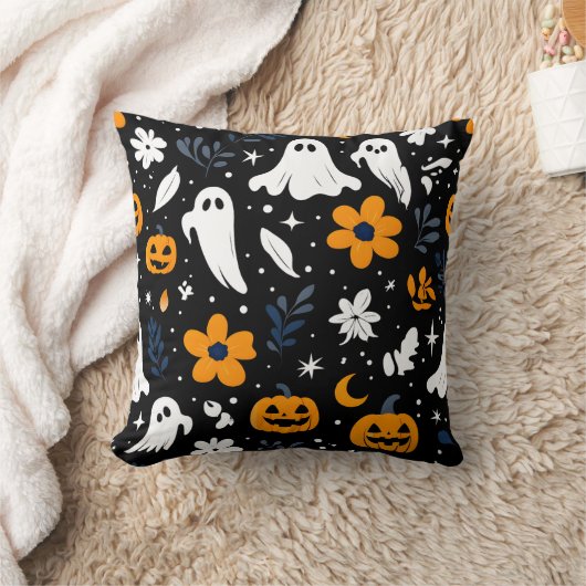 Spooky Ghost and Pumpkin Halloween Pillow クッション (ブランケット)