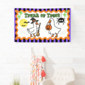 Spooky Goose Halloween Trunk or Treat Banner Sign 横断幕 (インサイチュ)
