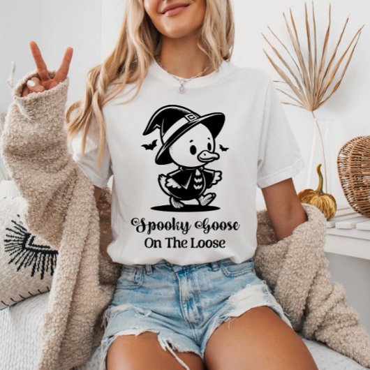 Spooky Goose On The Loose Cute Halloween Animal Tシャツ