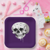 Spooky Halloween Melting Cranium With Bat Imagery  ペーパープレート (パーティー)