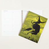 Spooky Halloween Witch Flying on Broomstick プランナー手帳 (ディスプレー)