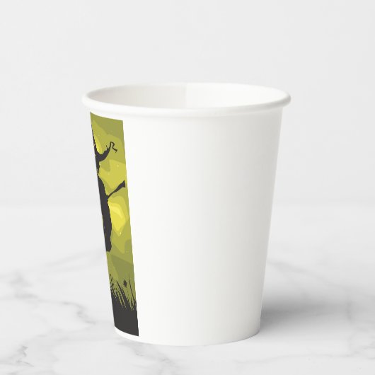 Spooky Halloween Witch Flying on Broomstick 紙コップ (左)