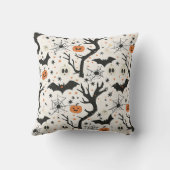 Spooky Mama – Cute Halloween for Moms クッション (裏面)