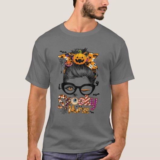 Spooky Nurse Messy Bun Nurse Life CNA RN Halloween Tシャツ (正面)