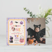 Spooky One Cute Halloween Ghost 1st Birthday Photo 招待状 (スタンド正面)