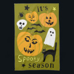 Spooky Season Pumpkins Ghost Bat HALLOWEEN Autumn キッチンタオル<br><div class="desc">Decorate your kitchen with this cool art towel. Makes a great Halloween,  housewarming,  birthday or wedding gift! 
You can customize it with your own text too or change the colors.
Check my shop for lots more colors and patterns!</div>