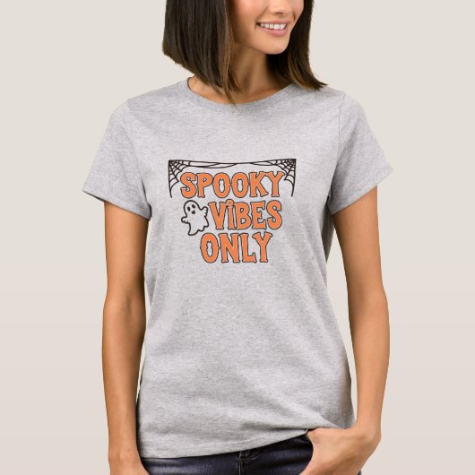 Spooky Season Quotes Tシャツ (正面)