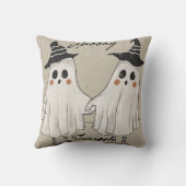 Spooky Season Squad Throw Pillow クッション (裏面)