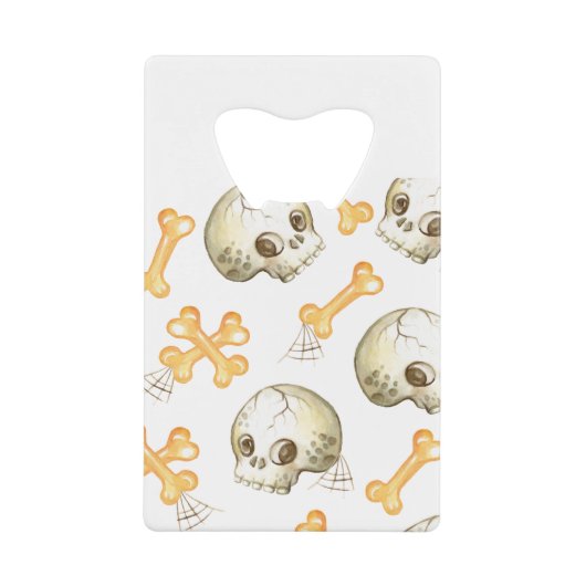 Spooky skulls and bones Halloween pattern クレジットカード栓抜き (正面)
