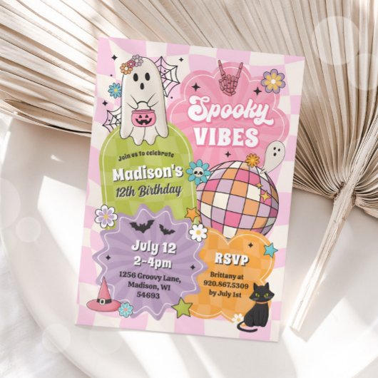 Spooky Vibes Retro Halloween Ghost Birthday 招待状