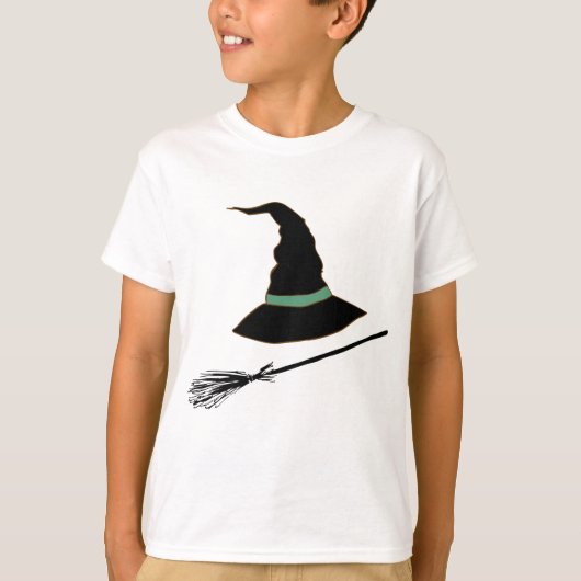 Spooky Warm Black Silhouette Witch & Pumpkin Tシャツ (正面)