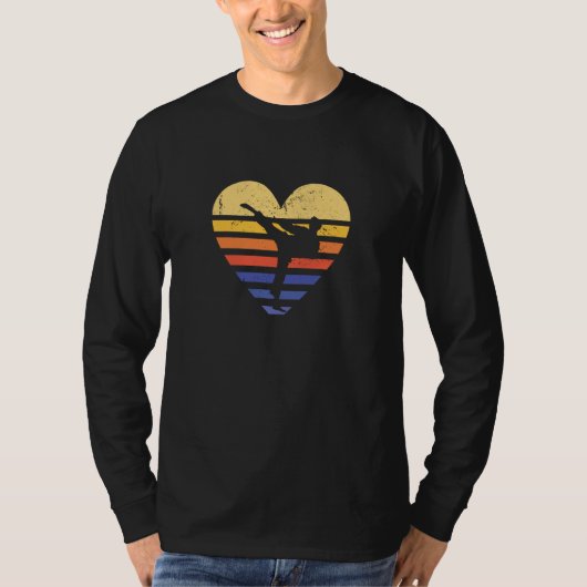 Sport Retro Sunset Heart Taekwondo Tシャツ (正面)
