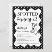 Spotted Turning 22 Polka Dot 22nd Birthday Party 招待状 (正面)