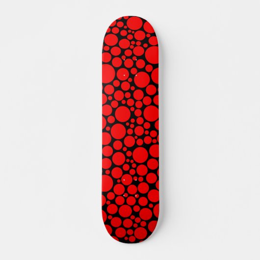 Spotty – 黒に赤 スケートボード (正面)