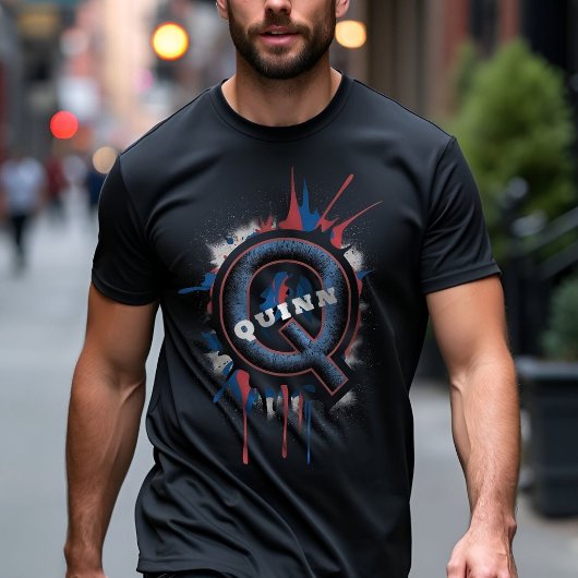 Spray 'Q'絵を描モノグラム：カスタマイズ可能な都市 Tシャツ