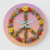 Spread Love Not Hate ラージ壁時計 (正面)