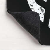 Spread Love With Graphic Heart And Ribbon Cancer  マウスパッド (コーナー)