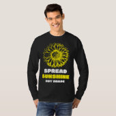Spread Sunshine Not Shade Mental Health Awareness  Tシャツ (正面フル)