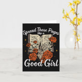 Spread Those Pages Like A Good Girl Dark Romance S カード (黄色い花)