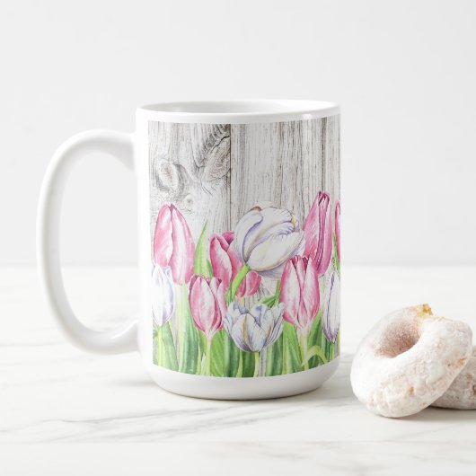 Spring Tulips Flowers on Wood コーヒーマグカップ (ドーナツ)