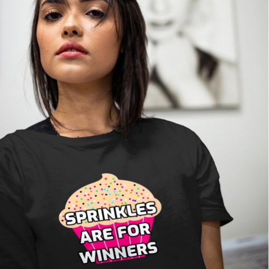 SPRINGS FOR WINNERS CUPCAKE Tシャツフード付 Tシャツ