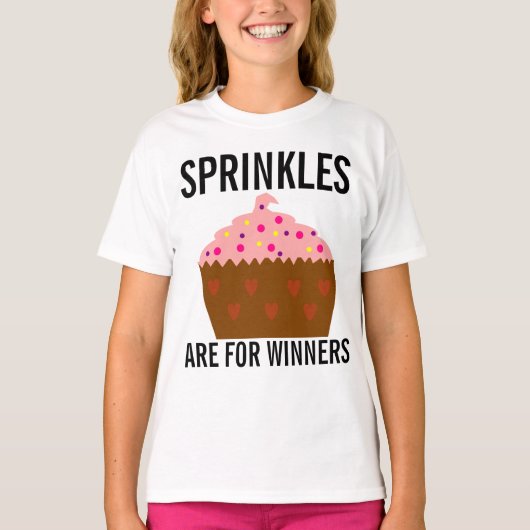 Sprinklesは受賞者のためのKids Cupcake Tシャツ (正面)