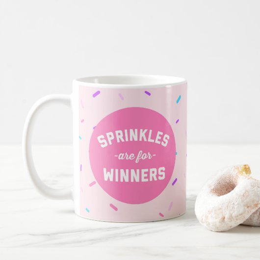 sprinkles勝者のおもしろいな引用文のためです コーヒーマグカップ (ドーナツ)