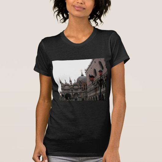 Square & Basilica of St Mark Tシャツ (正面)