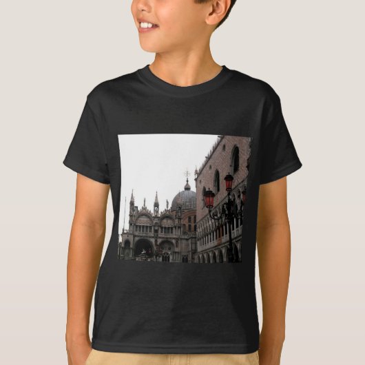 Square & Basilica of St Mark Tシャツ (正面)
