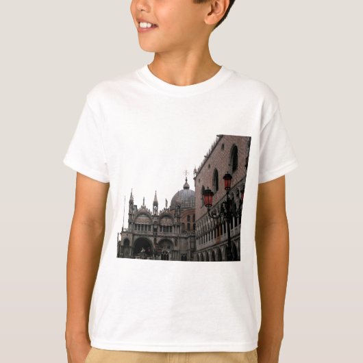 Square & Basilica of St Mark Tシャツ (正面)