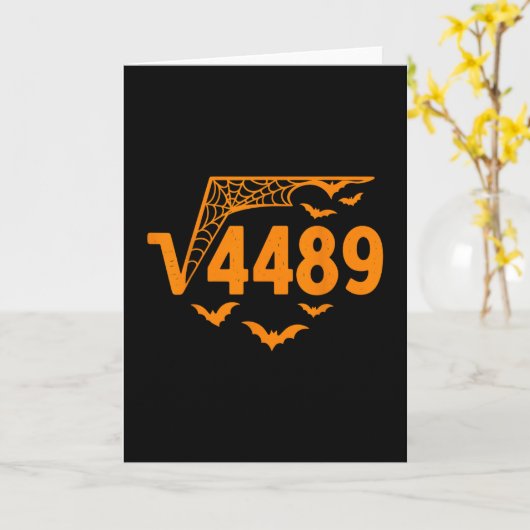 Square Root 4489 Funny Halloween Meme 67 Math Teac カード (黄色い花)