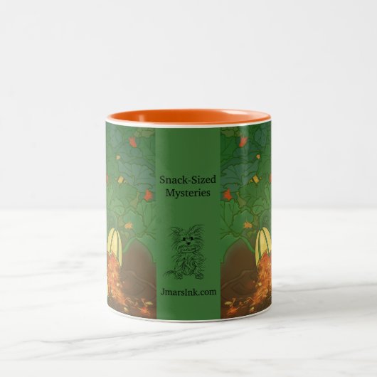 Squashed: A Snack-Sized Mystery 11oz. マグカップ (中央)