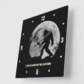 Squatchinのためのよい常に時間! スクエア壁時計 (傾斜)